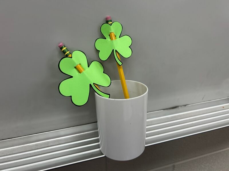 Shamrock Pencil Topper in cup