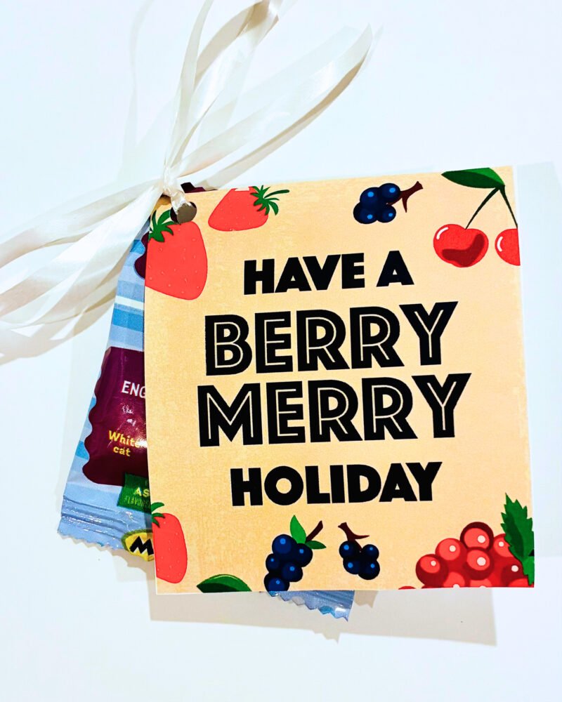 holiday gift tag example for a student gift called have a berry merry holiday with a pack of fruit snacks